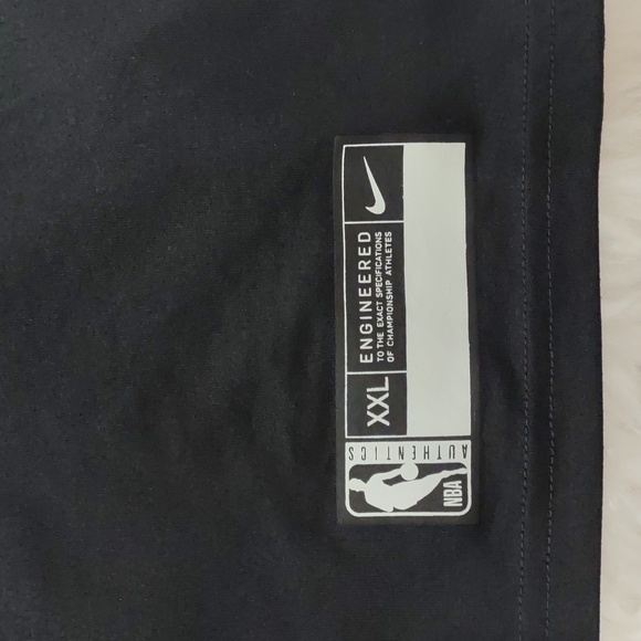 NBA JAZZ BASKETBALL NIKE TEE. - Picture 4 of 15